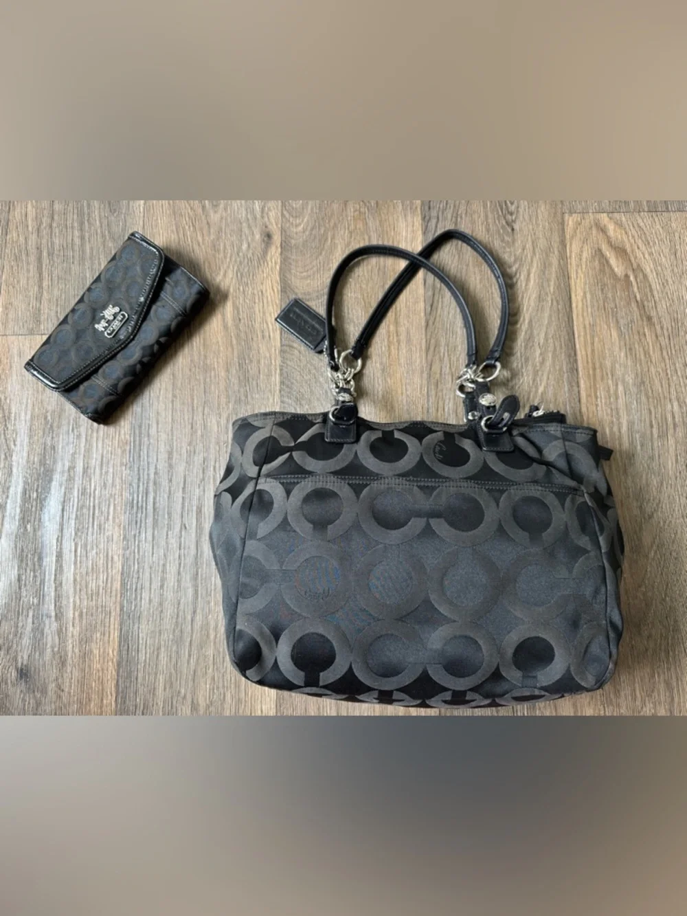 Coach Mia Op Art Signature Logo Large Bag Black/Gray Zip Purple Lining w/ Wallet